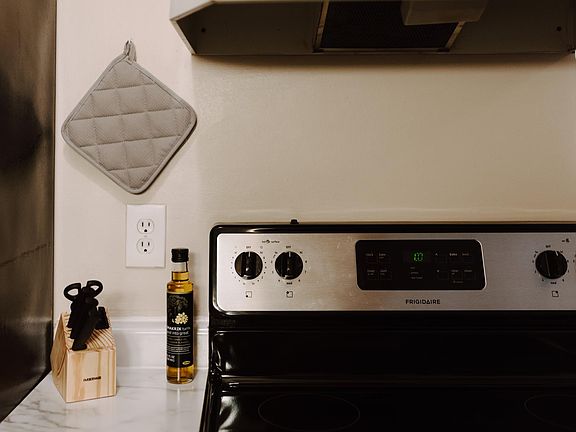 4th image of 3115 Grand Ave S APT 102