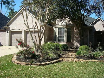 18 E Honey Grove Pl, The Woodlands, TX, 77382