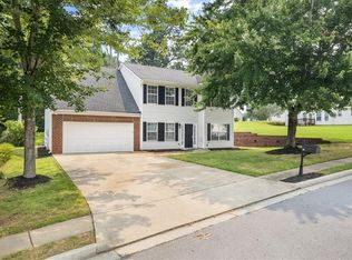 595 Sydney Crest Ln, Lawrenceville, GA 30046