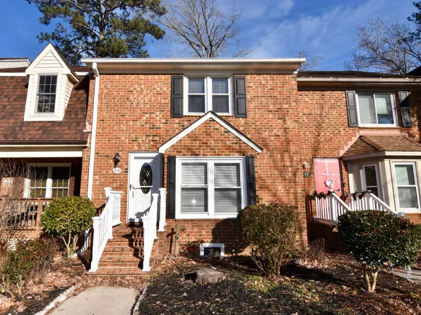 326 Faire Chase, Chesapeake, VA 23322