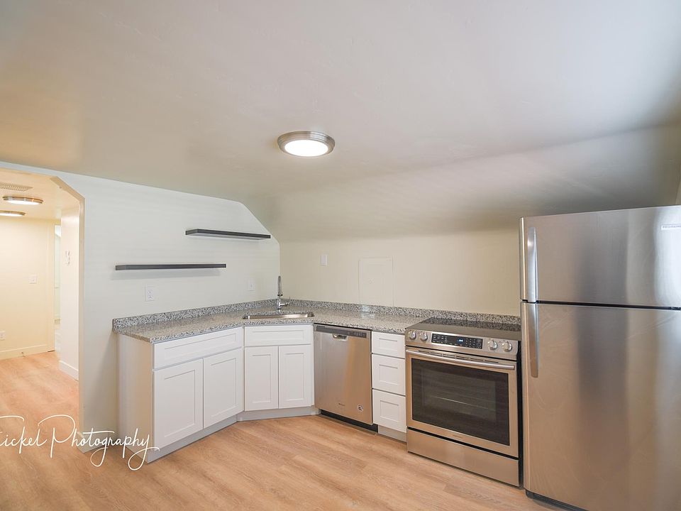 1st image of 1476 S Main St