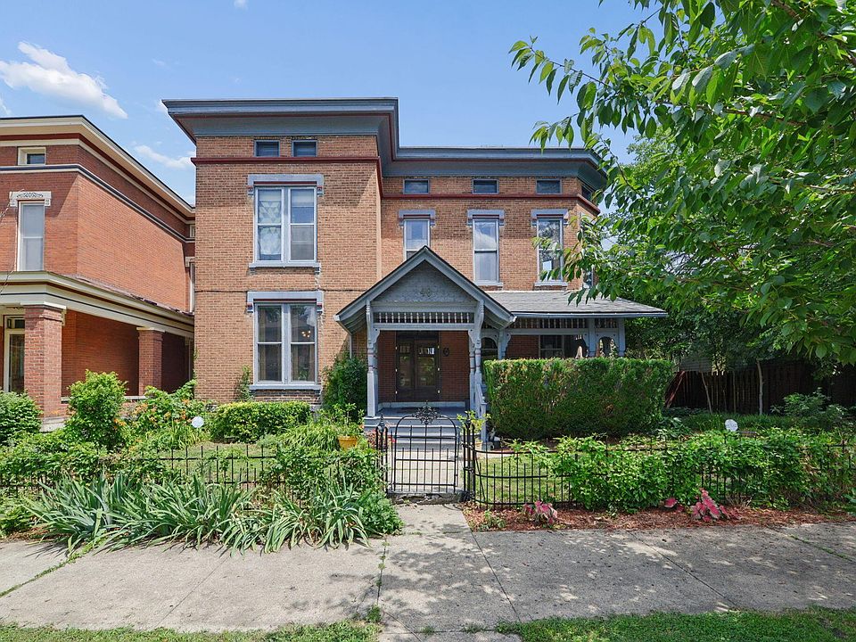 1st image of 40 Smith Pl