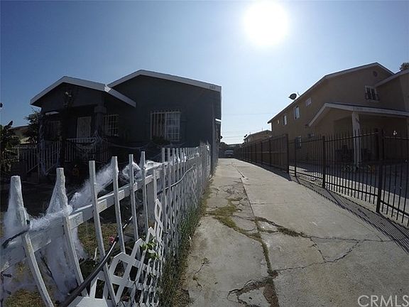 2nd image of 200 W 113th St
