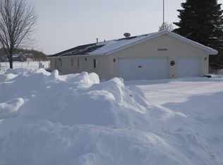 47 Green Acres Rd, Bottineau, ND 58318