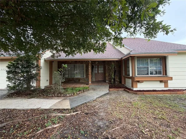 1668 N Goldeneye Ln, Homestead, FL 33035