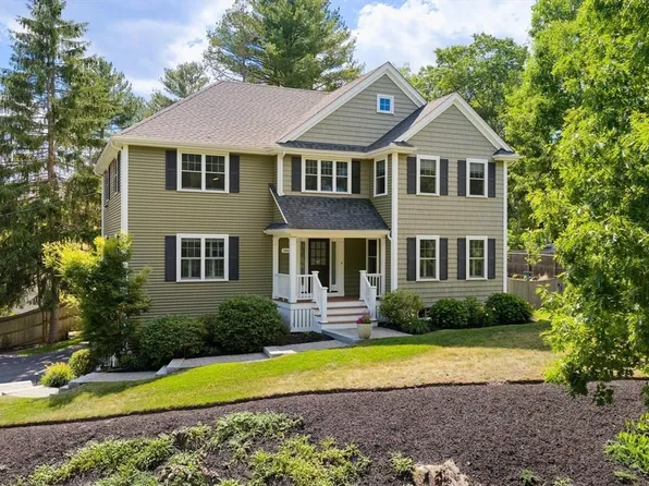 166 Pearl St, Reading, MA 01867