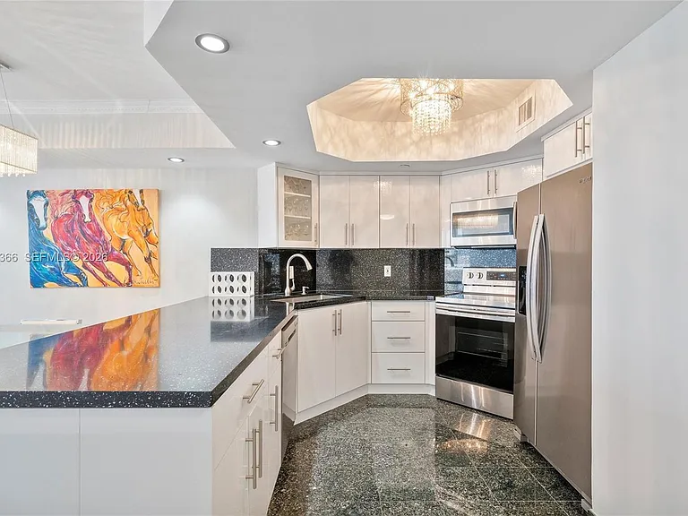 8911 Collins Ave #802 — Photo 6