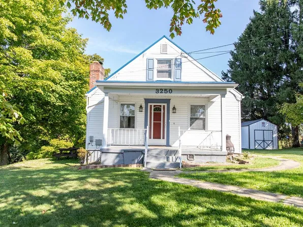 3250 GlenDale Heights Road, Glen Dale, WV 26038