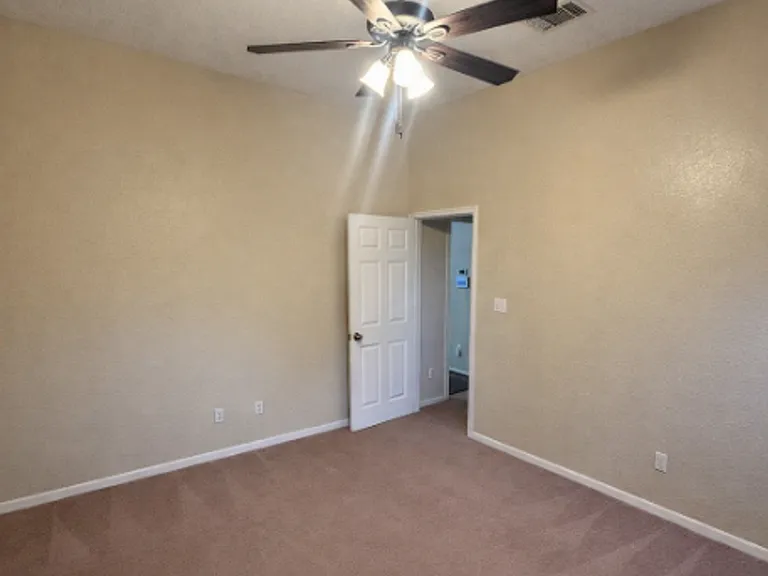 3907 Littlerock Dr — Photo 8
