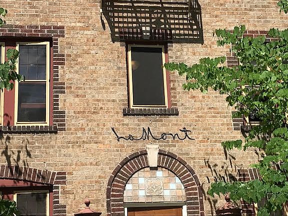 2nd image of 1117 Penn St APT 303