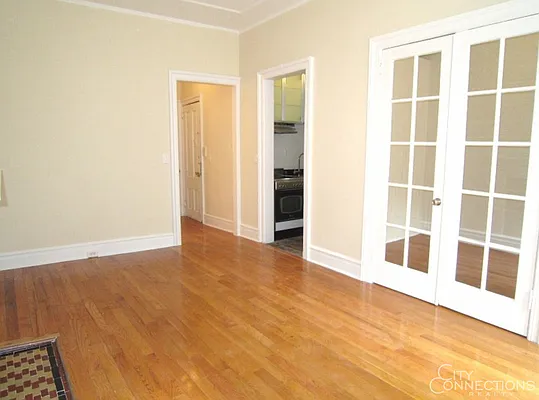 Rented by City Connections Realty | media 35