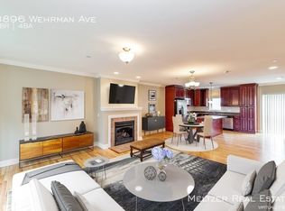 3896 Wehrman Ave, Schiller Park, IL 60176