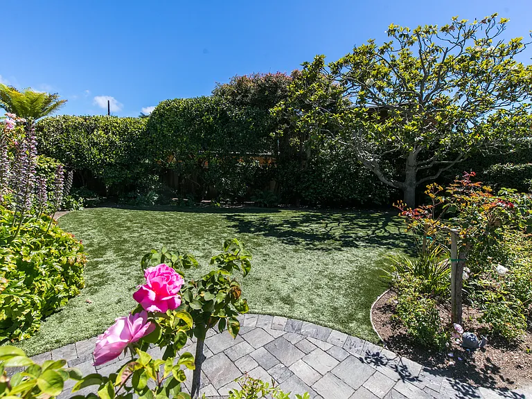26224 Hilltop Pl — Photo 50