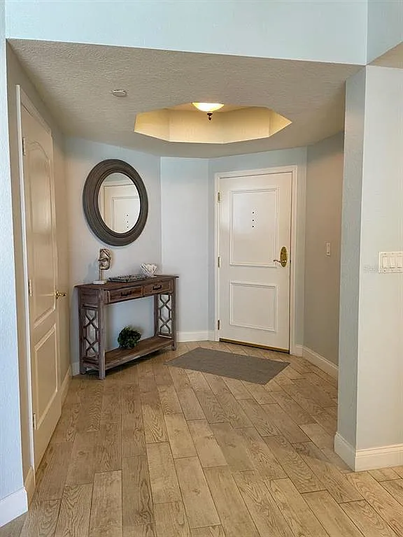 2 bed, 2.0 bath, 1675 sqft, $6,500 — Photo 4