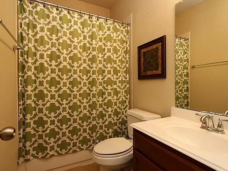 18907 Cove Pointe Dr — Photo 12