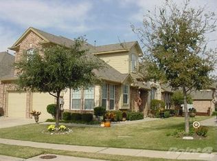 1813 Sandpiper Ln, Carrollton, TX 75007