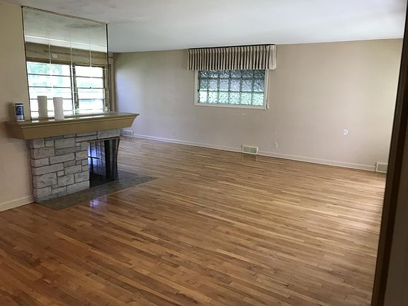 Main floor living room