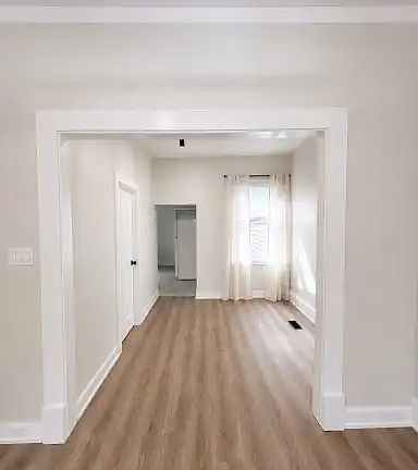 4th image of 385 Mark St #1A