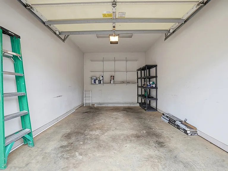 1117 Park West Dr — Photo 34