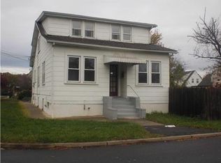 30 Riverview Ave, Edison, NJ 08817