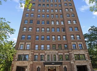 5510 N Sheridan Rd APT 2A, Chicago, IL 60640