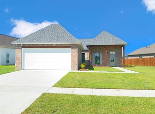 39532 Hernando De Soto Dr, Darrow, LA 70725