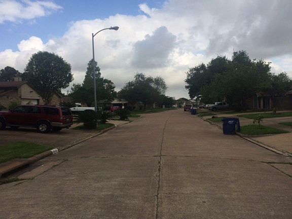 5th image of 7149 Village Lake Dr