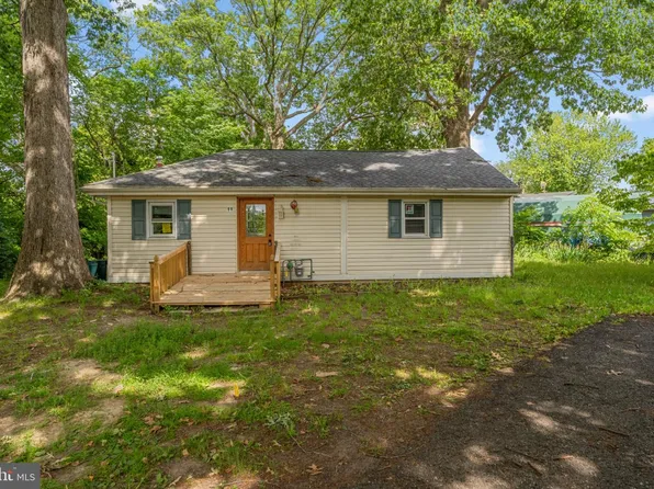11 Concord Ave, Westville, NJ 08093