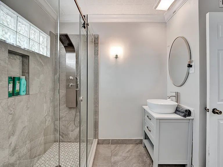 615 NE 13th Ave — Photo 28