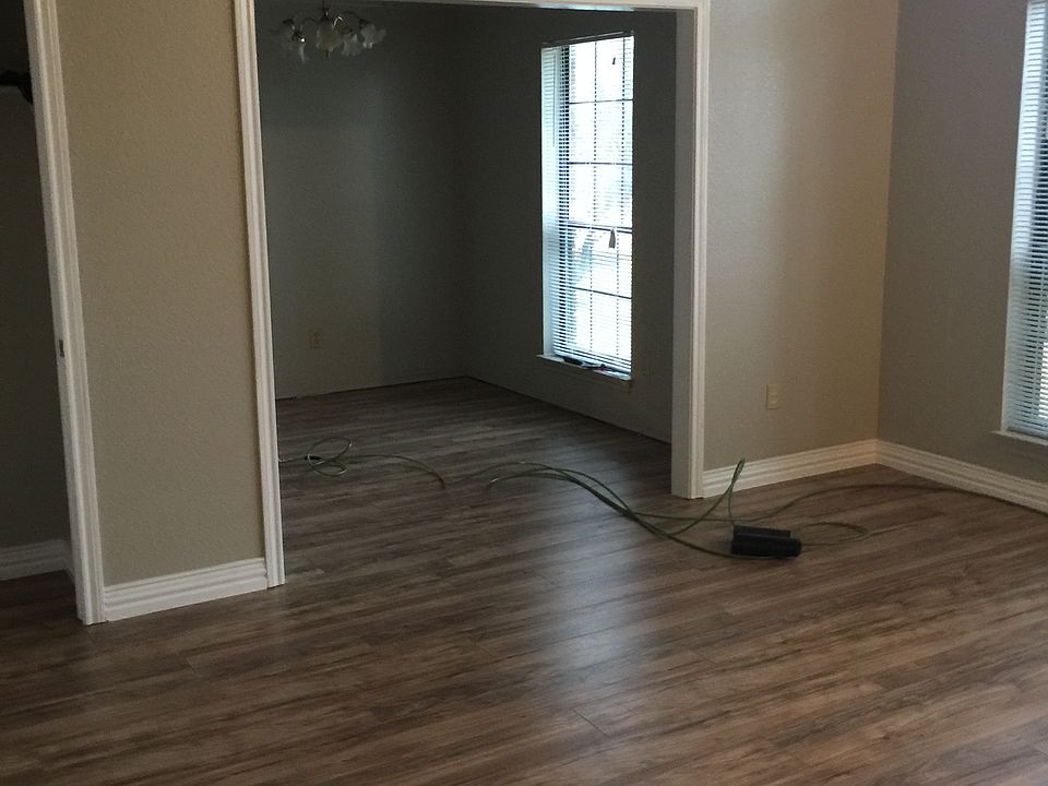 Living & dining atea