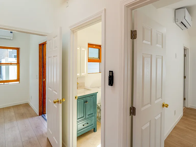 355 N Colorado Pl #1/2 — Photo 8