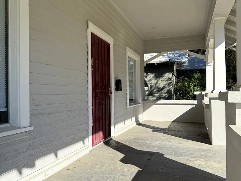 2029 O St — Photo 3