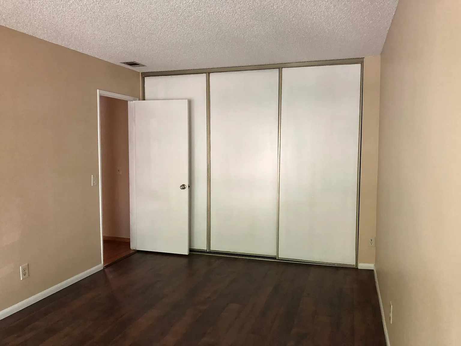 Marquette St, Moorpark — Photo 4