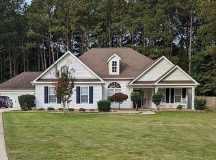 405 Bellway Ct, Tyrone, GA 30290