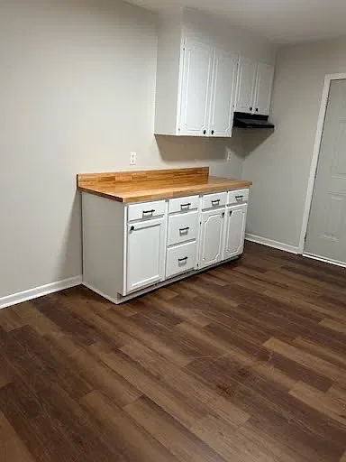 2 bed, 900 sqft, $825 — Photo 2