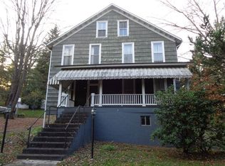 107 Harmony Ln, Glen Jean, WV 25846