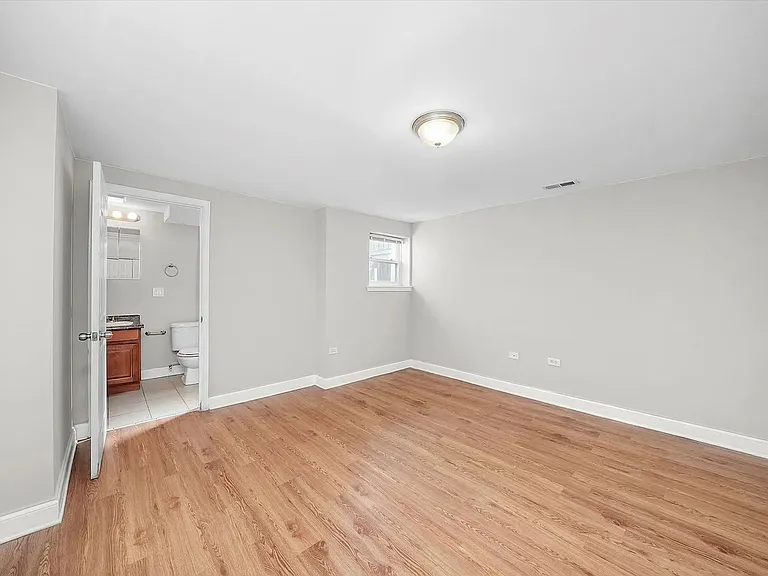 4145 S Michigan Ave #1 — Photo 7