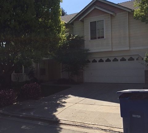 2nd image of 2435 E Portland Ave