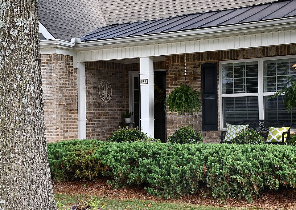 1st image of 92 Club House Dr