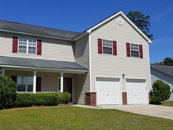 2nd image of 100 Creek Bend Dr