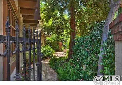 3rd image of 4711 Bedel St