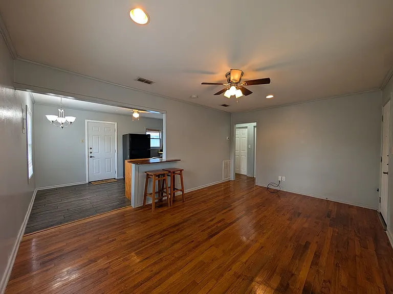 890 Josephine St — Photo 15