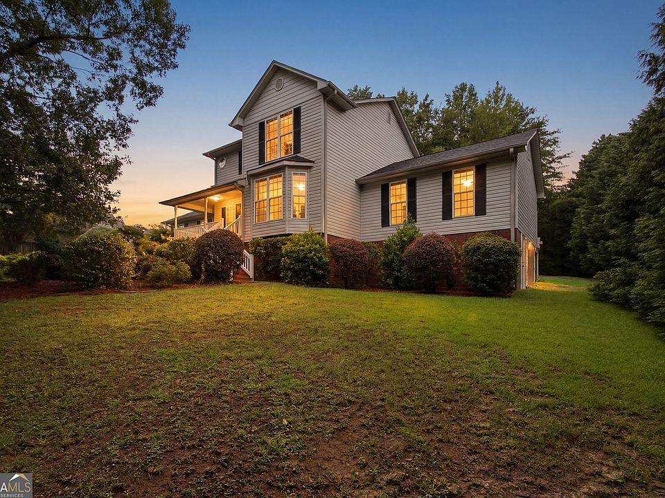 1st image of 627 Trestle Ridge Rd