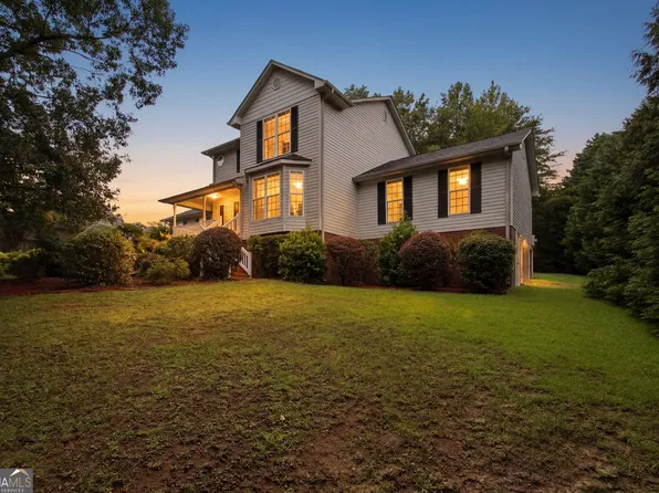 627 Trestle Ridge Rd, Toccoa, GA 30577