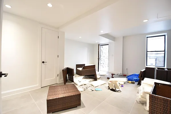 Rented by (Legacy) NY Quality Living Uptown | media 8