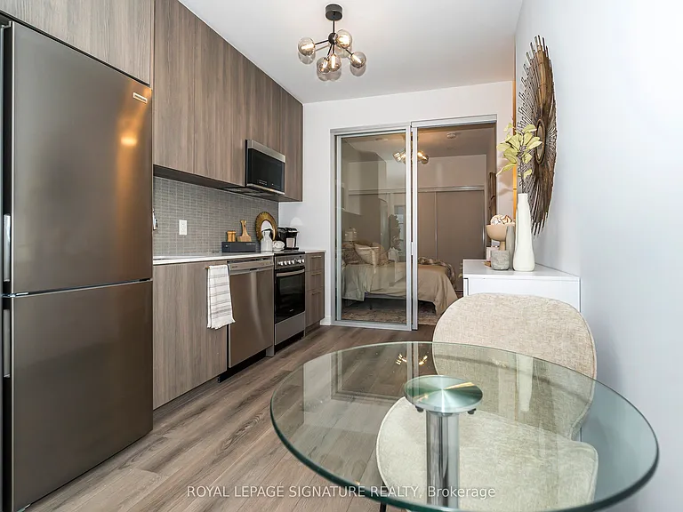 7439 Kingston Rd #815 — Photo 7