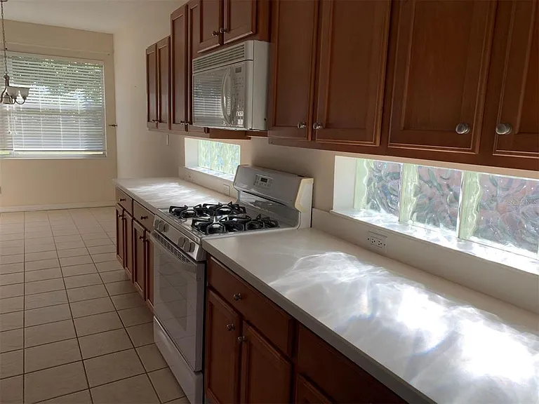 2274 Boxwood St — Photo 5