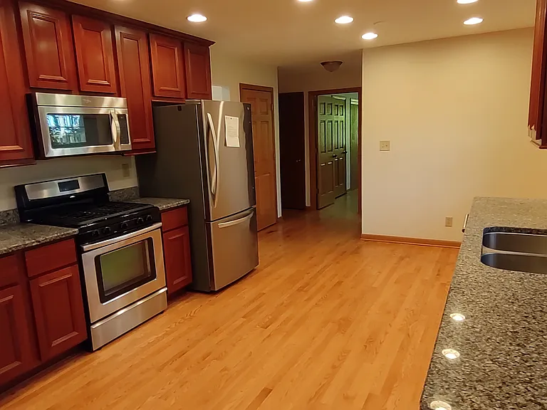 2080 La Vela Cir — Photo 7