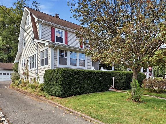 3rd image of 4 Denman Pl