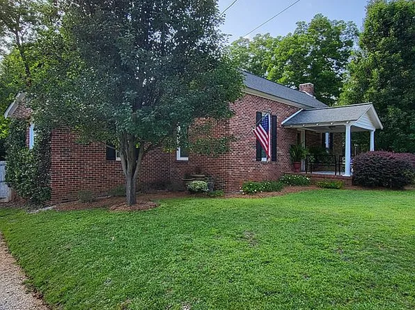 217 Warthen St, Sandersville, GA 31082